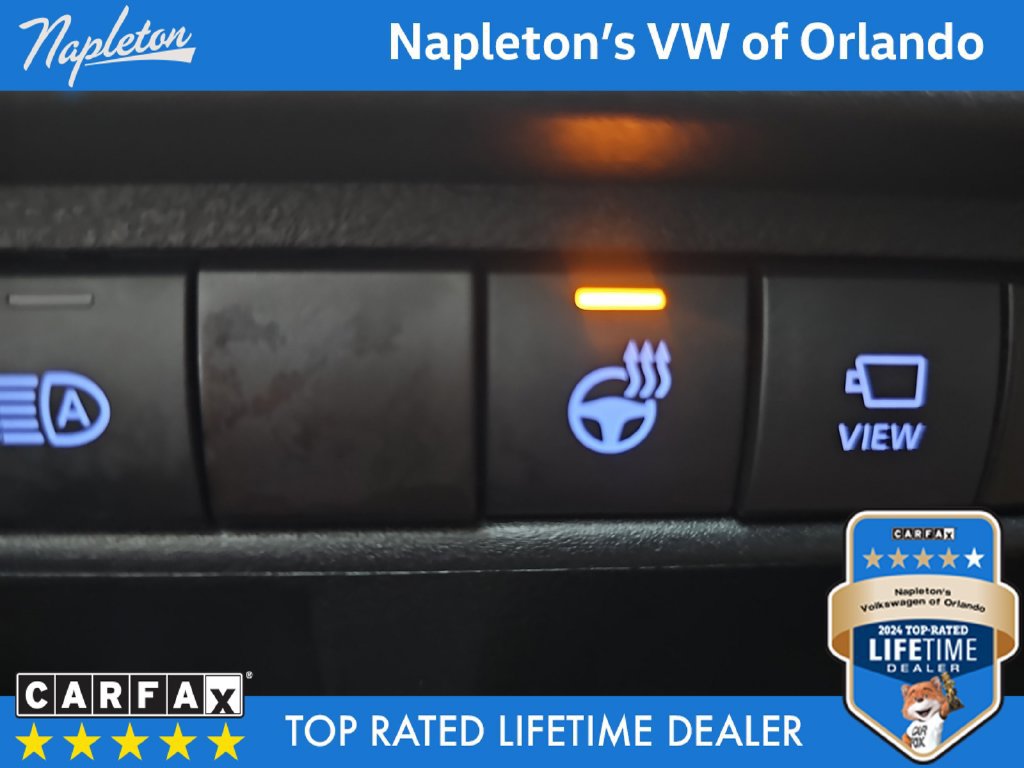 Used 2024 Toyota Sienna Platinum FWD image 21