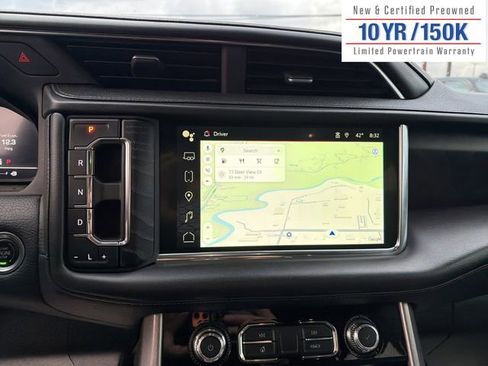 Used 2022 GMC Yukon XL Denali w/ Denali Premium Package image 22