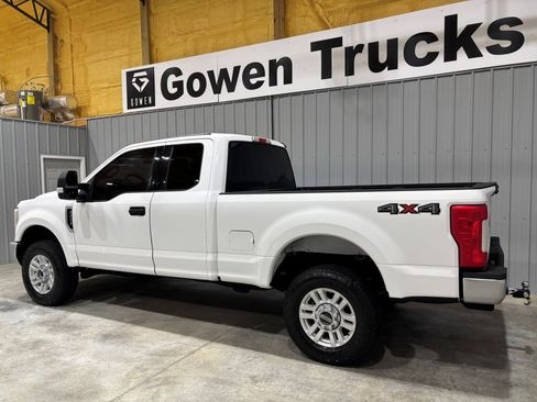 Used 2018 Ford F250 XLT w/ XLT Value Package image 5