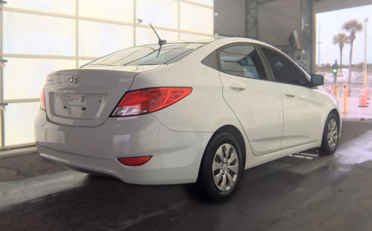 Used 2017 Hyundai Accent SE FWD image 5