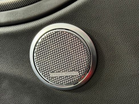 Used 2023 Alfa Romeo Giulia Veloce image 18