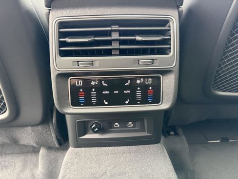 New 2026 Audi Q8 Premium Plus image 22