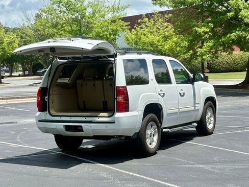 Used 2011 Chevrolet Tahoe LT w/ Suspension Package, Off-Road RWD image 18