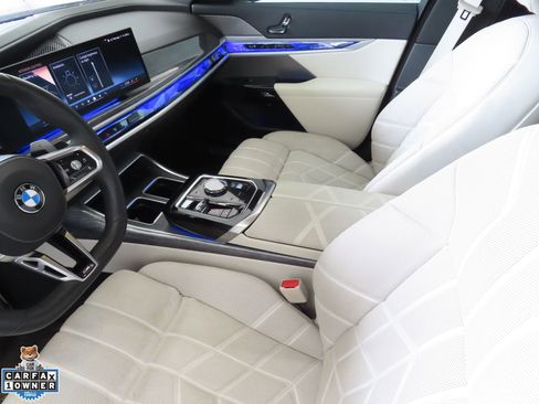 Used 2023 BMW 760i xDrive w/ Executive Package AWD/4WD image 23