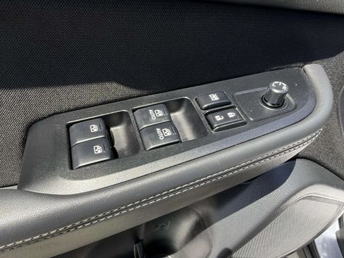 Used 2015 Subaru Outback 2.5i Premium AWD/4WD image 16