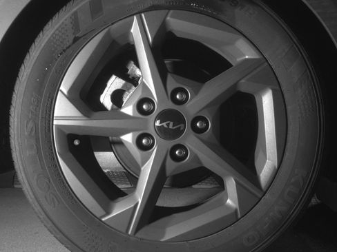 Used 2025 Kia K4 LXS FWD image 15