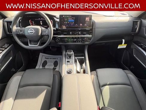 New 2026 Nissan Pathfinder SL AWD/4WD image 18