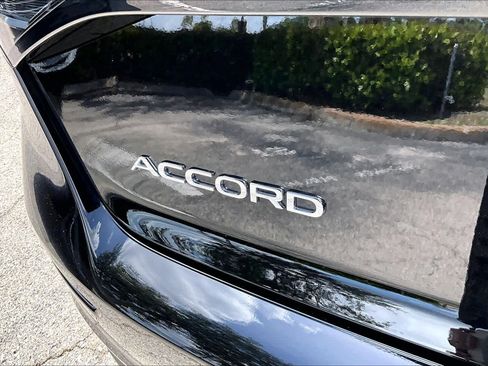 Used 2024 Honda Accord EX image 10