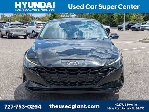 Used 2022 Hyundai Elantra SEL FWD image 8