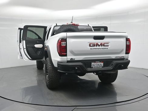 Used 2024 GMC Canyon AT4X w/ AT4X AEV Edition AWD/4WD image 34