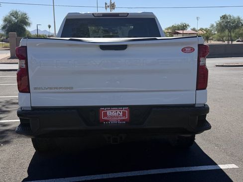 Used 2021 Chevrolet Silverado 1500 W/T w/ WT Value Package AWD/4WD image 4