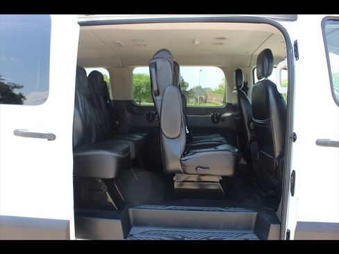Used 2021 Ford Transit 350 XLT RWD image 11