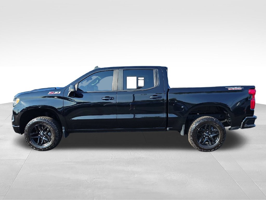 Used 2023 Chevrolet Silverado 1500 LT Trail Boss AWD/4WD image 2