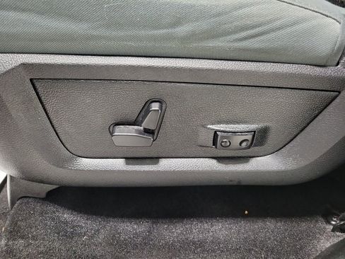 Used 2017 RAM 1500 Big Horn image 10