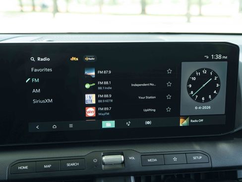 Used 2025 Kia K4 FWD image 31