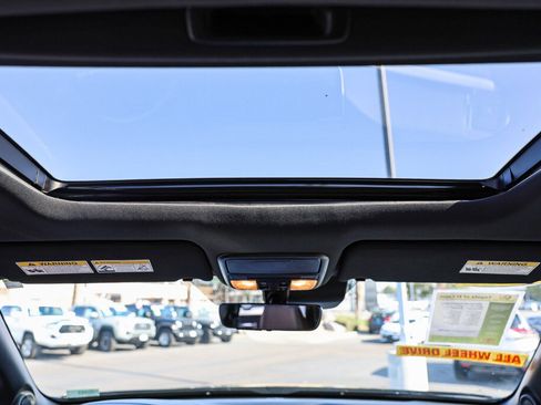 Used 2024 Honda Passport EX-L image 7