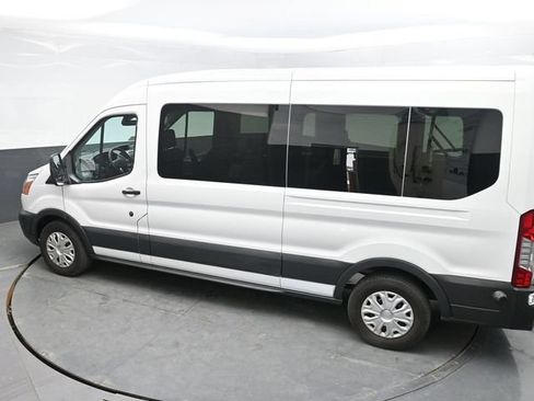 Used 2017 Ford Transit 350 XLT RWD image 15