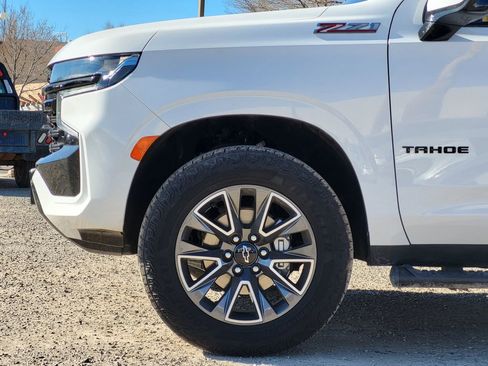 Used 2024 Chevrolet Tahoe Z71 w/ Luxury Package image 9