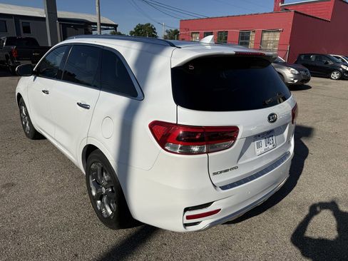 Used 2017 Kia Sorento SX FWD image 4