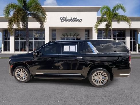 Certified 2023 Cadillac Escalade ESV Premium Luxury RWD image 9