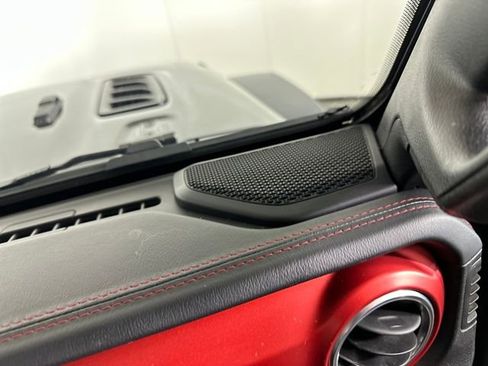 Used 2019 Jeep Wrangler Unlimited Rubicon AWD/4WD image 28