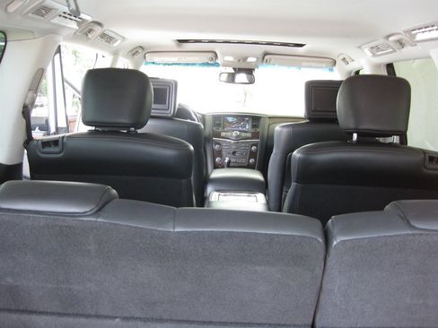 Used 2017 Nissan Armada Platinum w/ Captain Seat Package AWD/4WD image 28