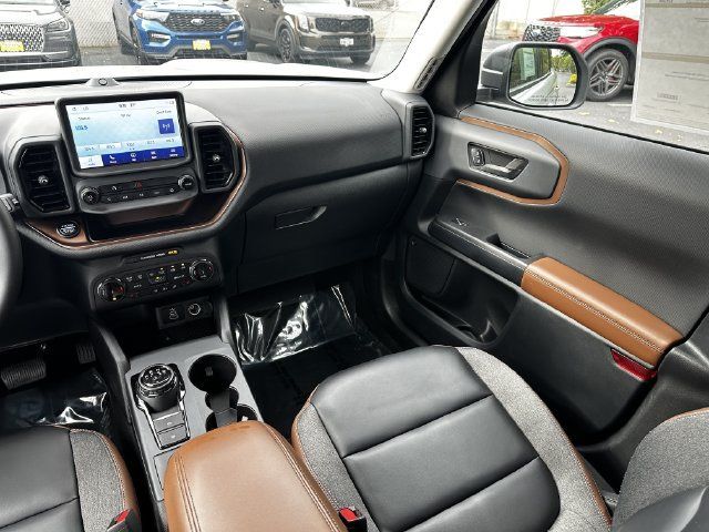Certified 2024 Ford Bronco Sport Outer Banks w/ Tech Package AWD/4WD image 17