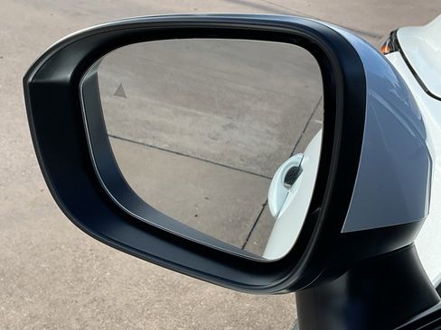 New 2026 Nissan Rogue SV image 10