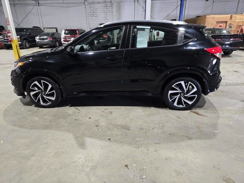 Used 2019 Honda HR-V Sport image 5