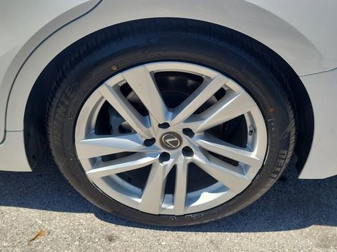 Used 2021 Lexus IS 300 w/ Comfort Package image 8