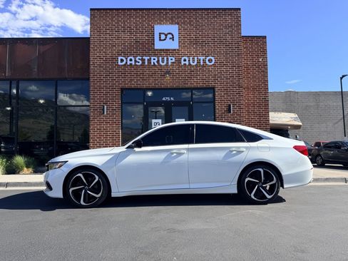 Used 2021 Honda Accord Sport image 4
