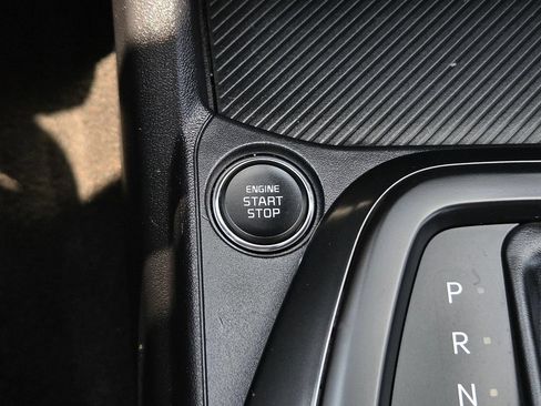 Used 2025 Kia K4 FWD image 19