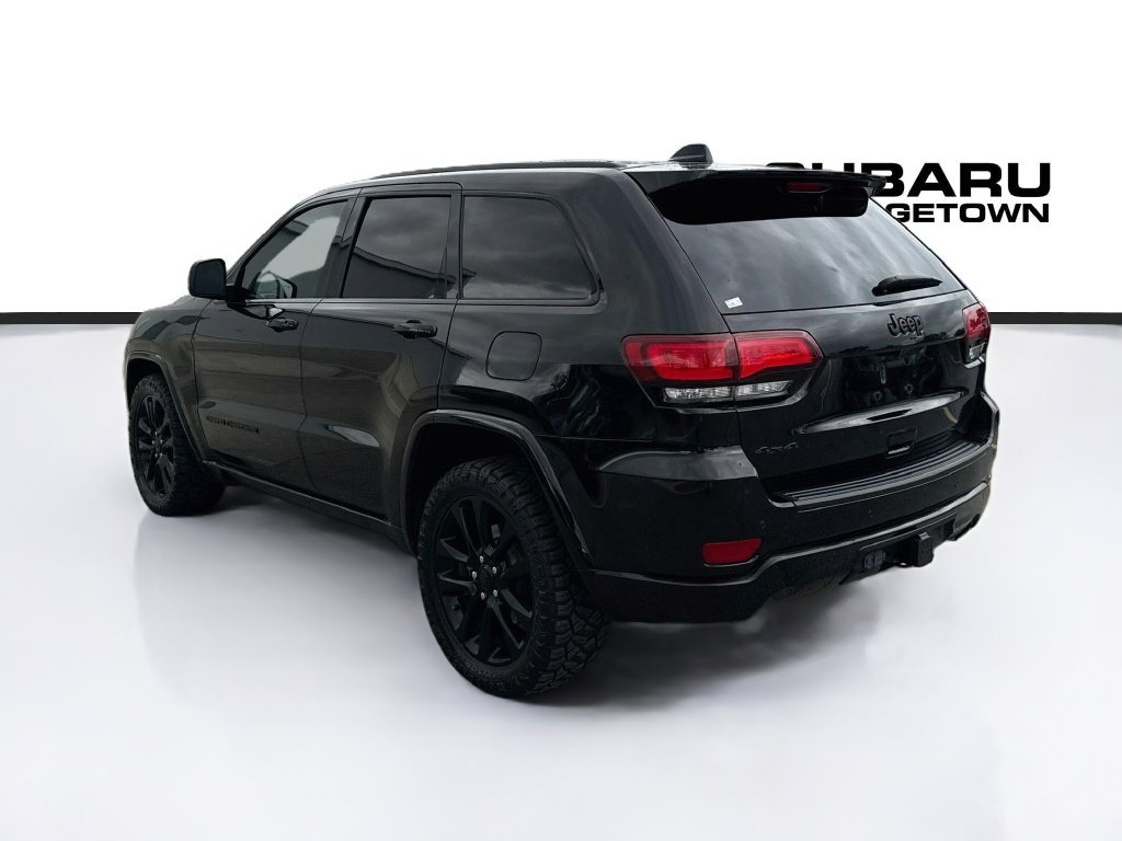 Used 2021 Jeep Grand Cherokee Laredo X AWD/4WD image 5