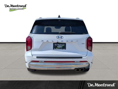 Used 2024 Hyundai Palisade Calligraphy image 6