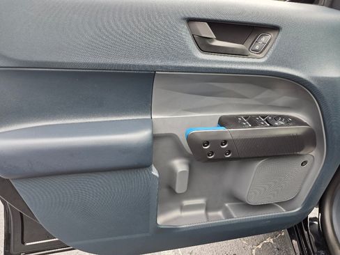 Used 2025 Ford Maverick Lobo AWD/4WD image 19