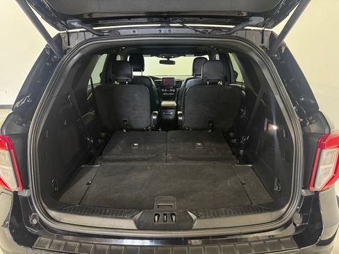 Used 2022 Ford Explorer ST-Line w/ Class IV Trailer Tow Package AWD/4WD image 28