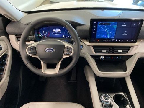 New 2026 Ford Explorer Active w/ Active Comfort Package image 14