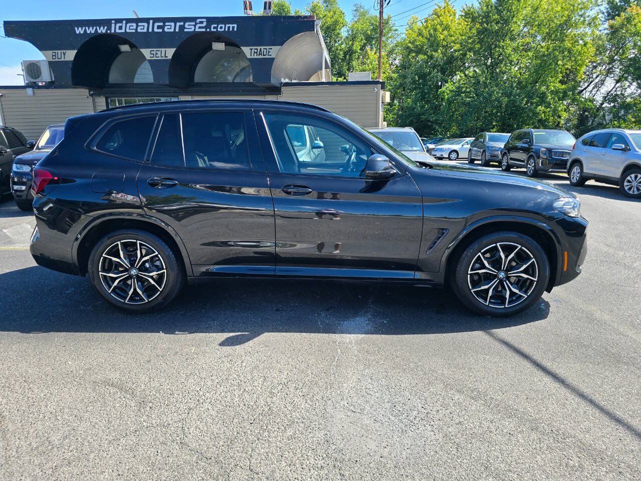 Used 2022 BMW X3 xDrive30i w/ M Sport Package AWD/4WD image 2