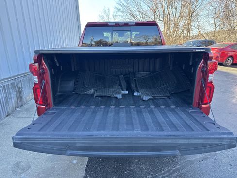 Used 2023 Chevrolet Silverado 1500 High Country w/ High Country Premium Package image 13