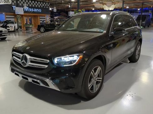 Used 2021 Mercedes-Benz GLC 300 4MATIC image 1