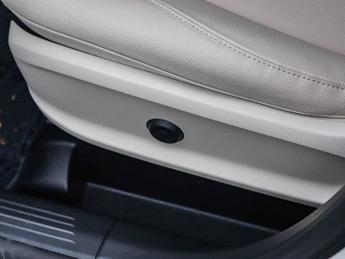 Certified 2025 Mercedes-Benz GLA 250 image 23