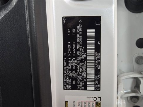 Certified 2024 Lexus RX 350 Premium w/ Accessory Package (Z1) image 37