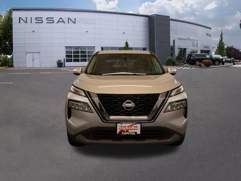 Used 2023 Nissan Rogue SV AWD/4WD image 7