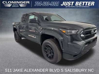 New 2025 Toyota Tacoma SR5