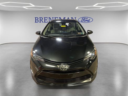 Used 2019 Toyota Corolla LE image 2