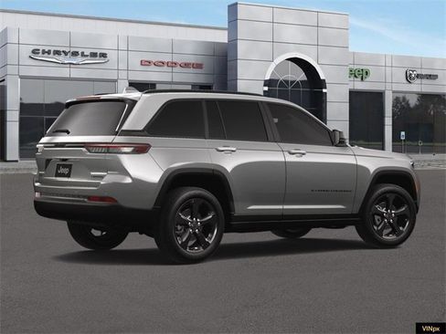 New 2025 Jeep Grand Cherokee Limited image 7