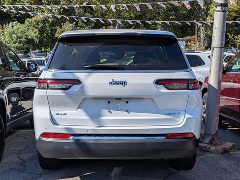 Used 2024 Jeep Grand Cherokee L Laredo image 6
