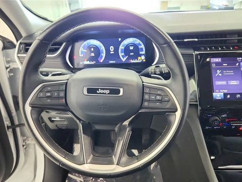 Used 2022 Jeep Grand Cherokee L Laredo w/ Luxury Tech Group I AWD/4WD image 26