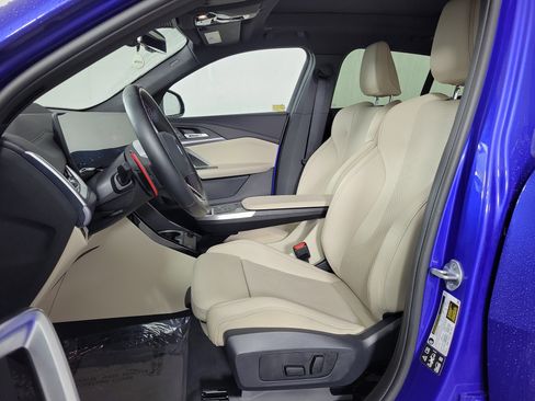 Certified 2025 BMW X2 M35i image 9