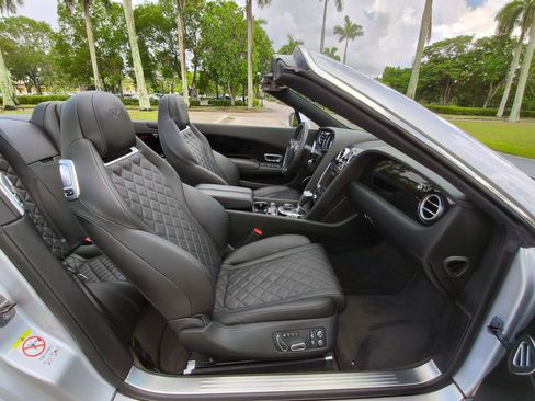 Used 2016 Bentley Continental GT AWD/4WD image 30